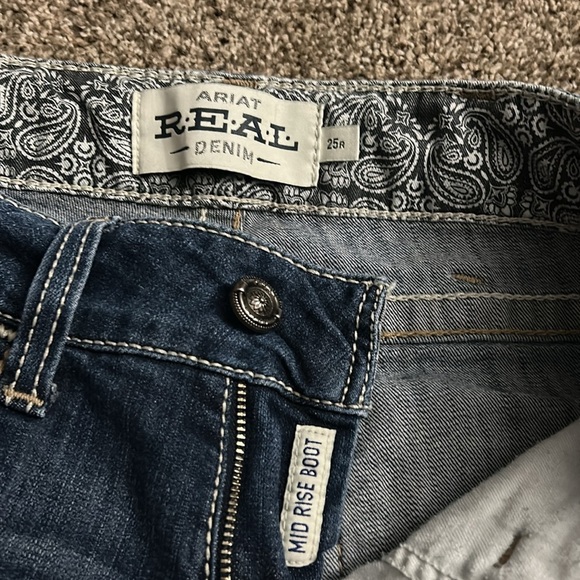 Ariat Mid Rise Boot Cut Jeans - Picture 2 of 4
